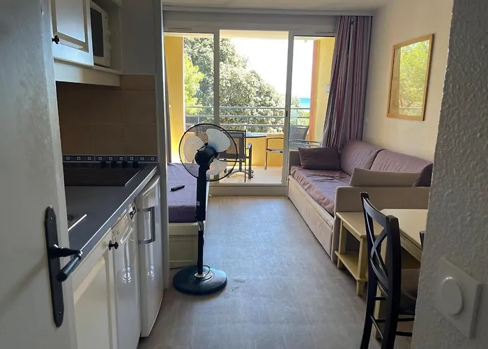 Front De Presqu Ile De Giens Hyères