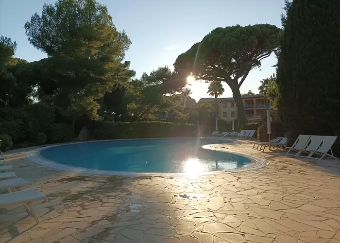 Front De Presqu Ile De Giens Apartament *